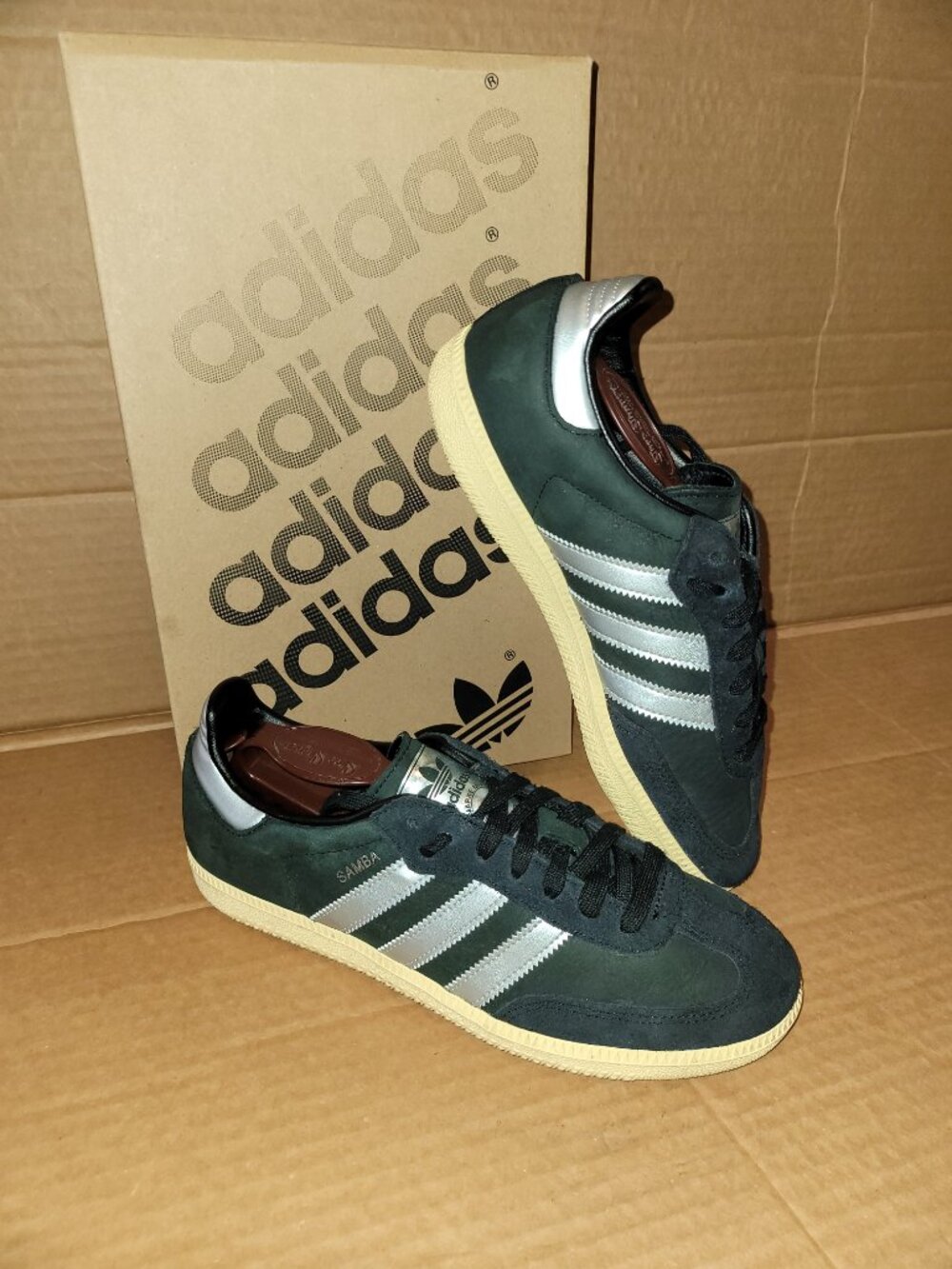 Adidas Originals Women's Black/Silver/Yellow Samba OG Sneakers IE8128 Size 8.5 - Picture 11 of 16